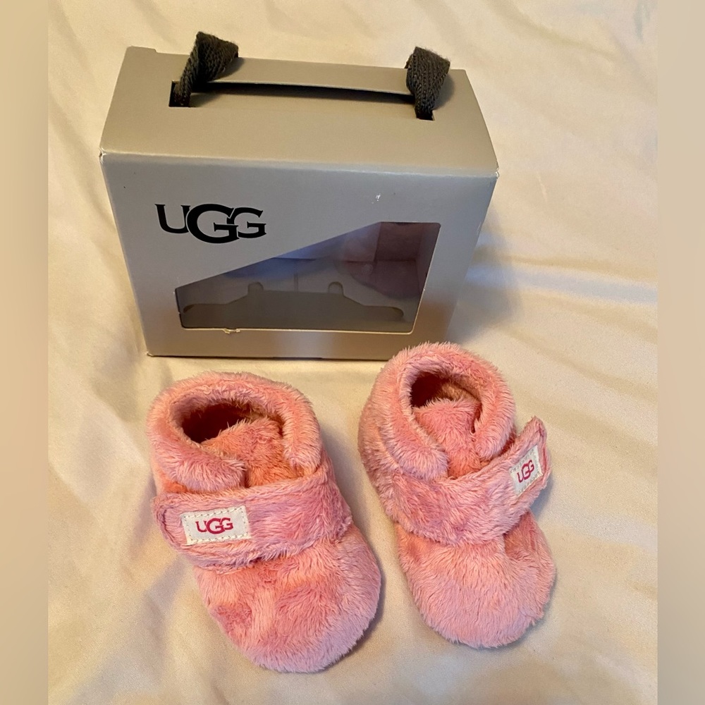 UGG Bixbee Baby Girl Bootie size 0/1 0-6 months Pink